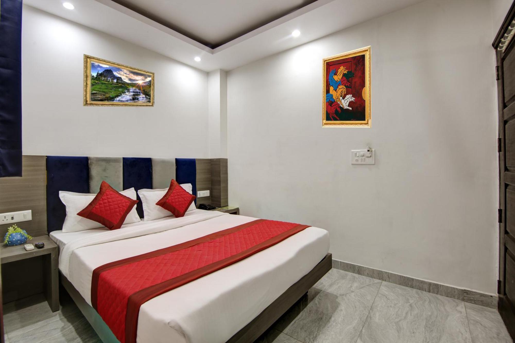 Hotel S B Inn - Near New Delhi Railway Station Paharganj Exterior photo